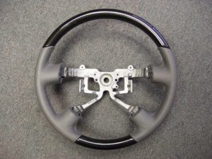 01 02 Toyota Sequioa Tundra steering wheel leather wood carbon fiber 300x225 1