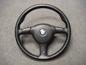 91 BMW 850 Leather steering wheel Before 300x225 1