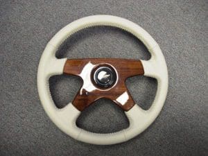 thumbnail image 2 of Grant 13.5" 4-Spoke Walnut Wood Steering Wheel For 1976-1995 Jeep – Chrome/Metal, Finger Grips, Hub & Hardware Included SP404A 2 of 3