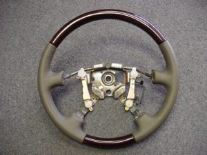 Infiniti J30 steering wheel Leather wood Burl 300x225 1